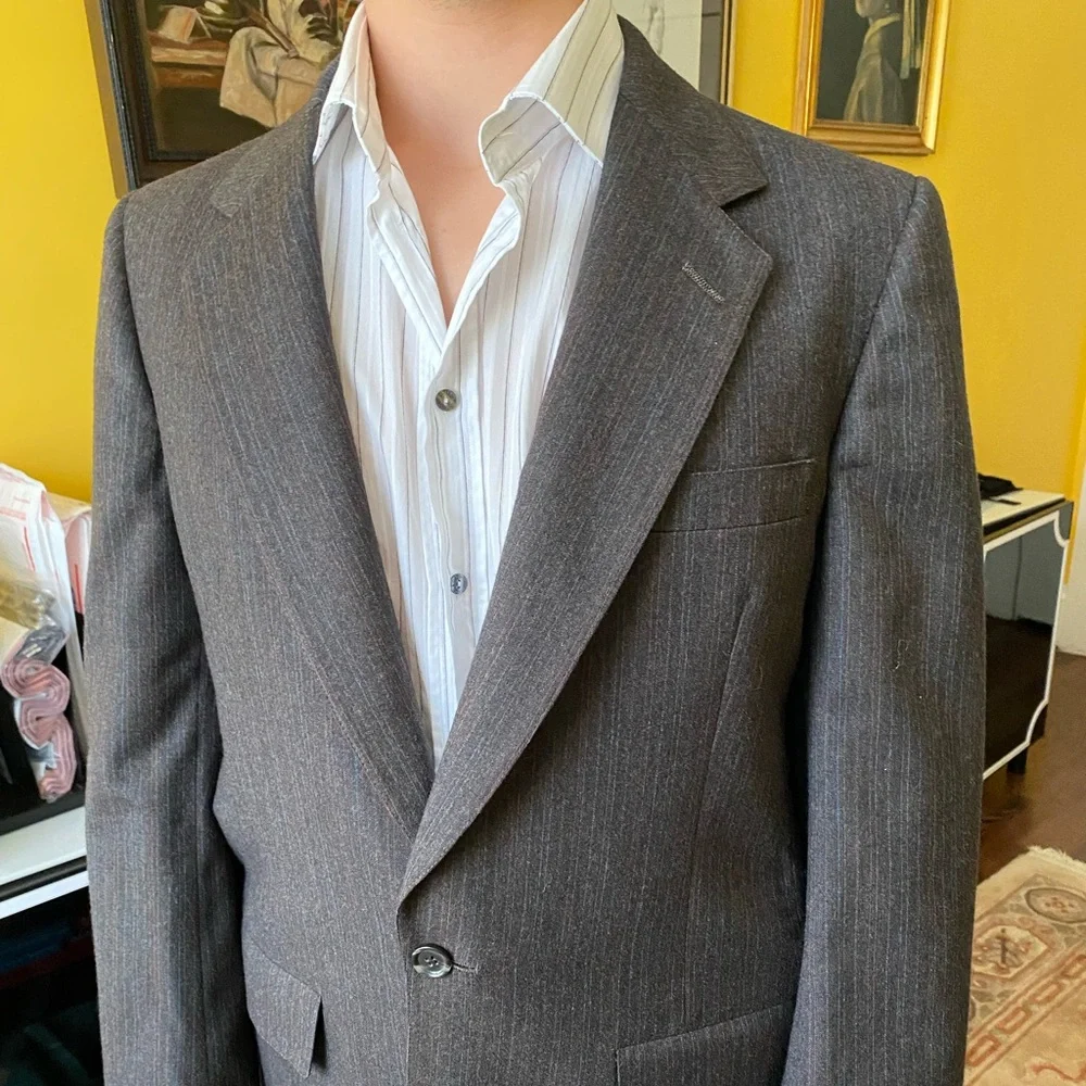 Hart Schaffner & Marx Gray Pinstripe Virgin Wool Men's Suit Made in USA